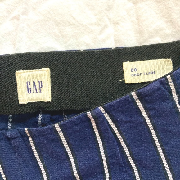 Gap crop flare pants! - Picture 3 of 3
